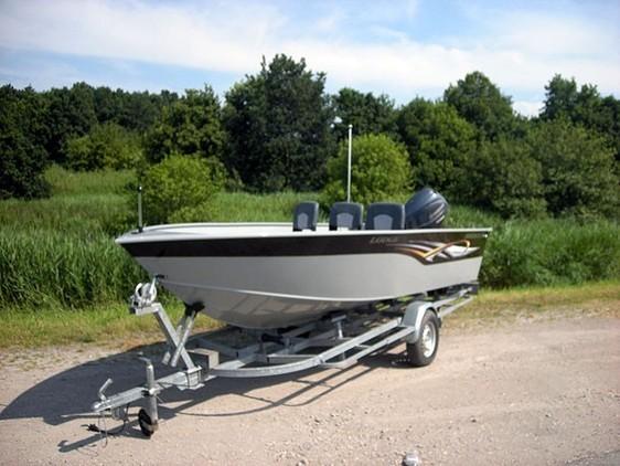 SmokerCraft ProLodge 160