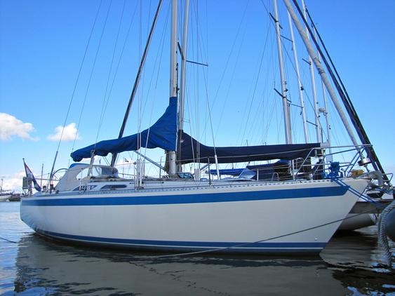 Sweden Yachts - 36