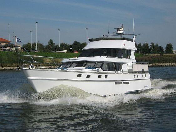 Valkkruiser - COMFORT 50 FLYBRIDGE