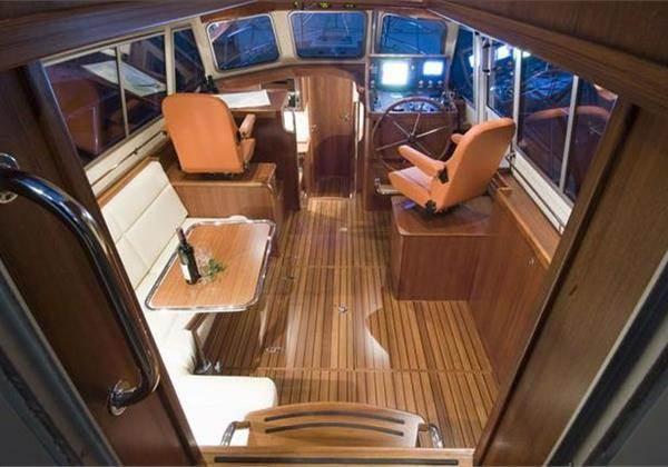 Aqua-Star Oceanstar 118