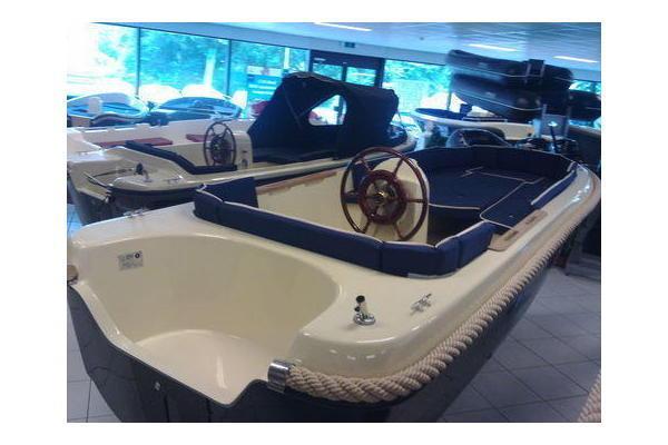 AVR Watersport - Lago Amore 510