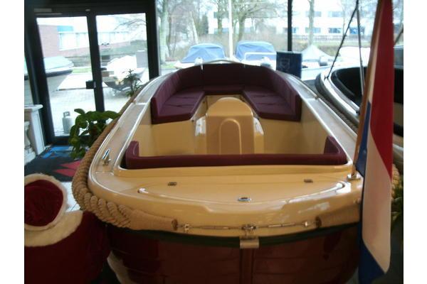 AVR Watersport - Lago Amore 560 Diesel