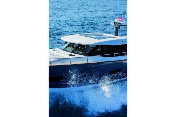 Azimut - Magellano 43 HT