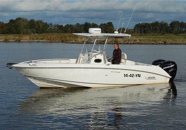 Boston whaler 270 Outrage