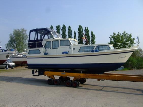 Cascaruda - 1050 AK