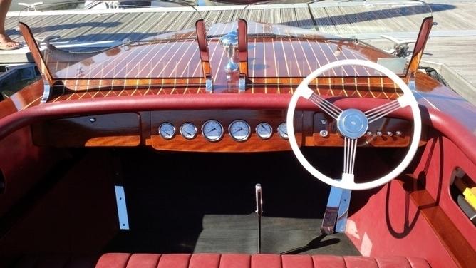 Chris Craft - Barrelback replica