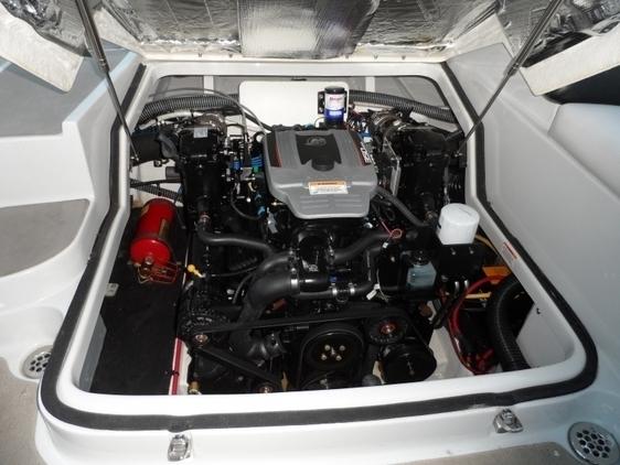 Crownline - E4 Bowrider SOLD