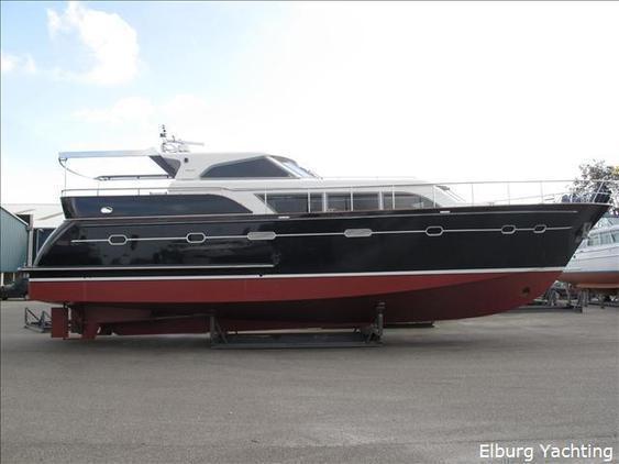 Mulder - Futura 63 Wheelhouse