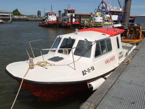Offshore - Crew tender, towing, salvage