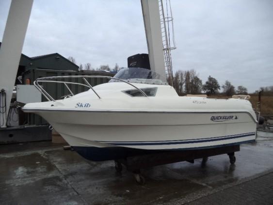 Quicksilver - 470 cruiser met Mercury F20 elpt efi