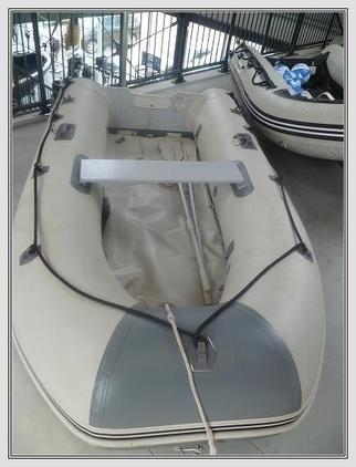 Rubberboot Base Marine - 320 AIR